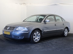 Volkswagen Passat - 1.8 Turbo Comfortline