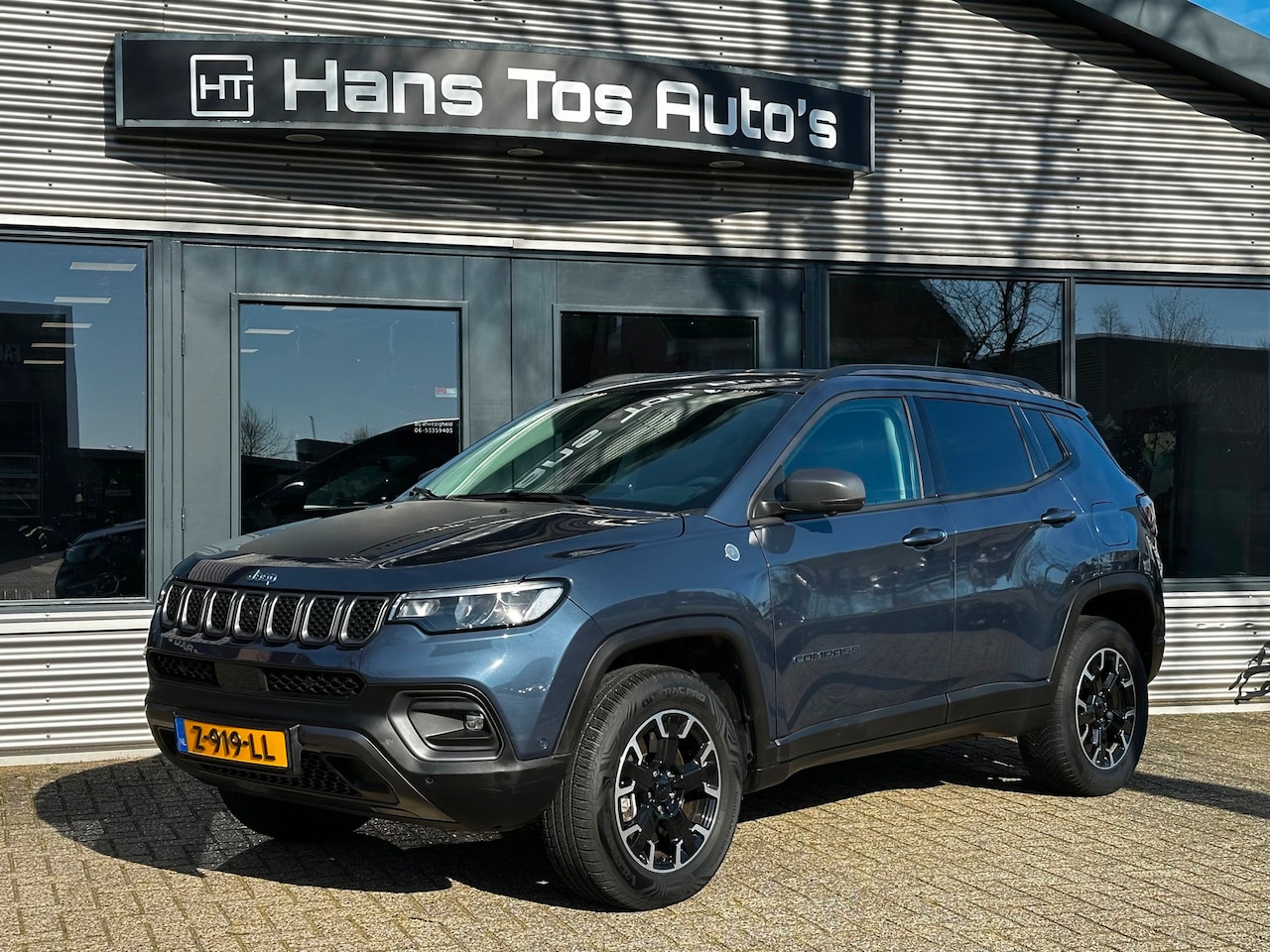 Jeep Compass - 4xe 240 Plug-in Hybrid 4x4 Trailhawk/ Trail Rated / Leer / Alpine - AutoWereld.nl