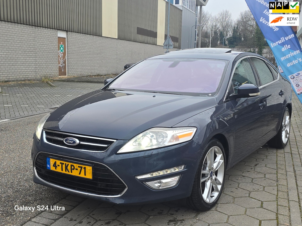 Ford Mondeo - 1.6 EcoBoost Platinum*zeer nette auto*dak*navi*airco*stoelverwarming*nap*niuwe apk*velgen* - AutoWereld.nl