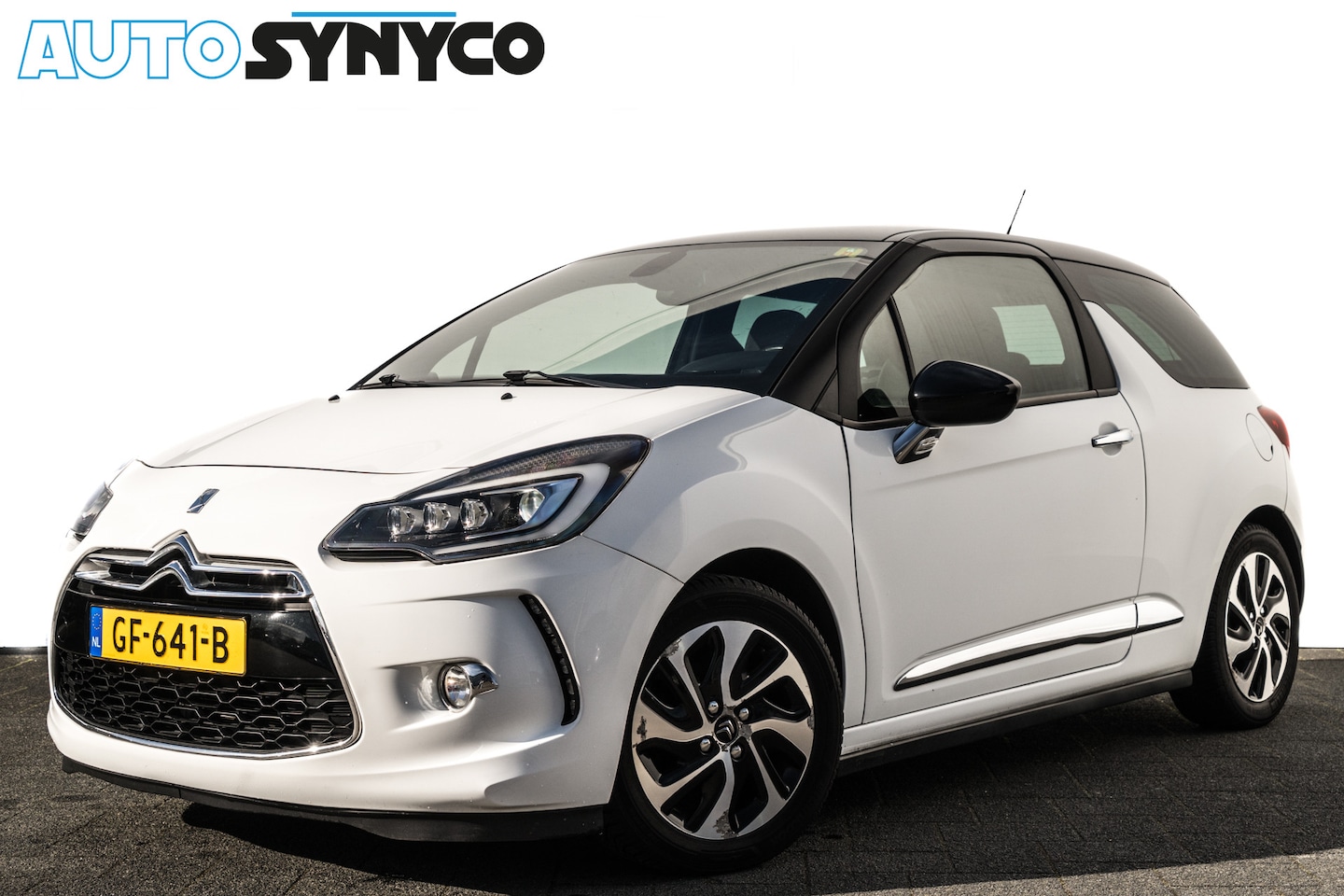 Citroën DS3 - 1.6 BlueHDi Business | Xenon | Sportstoelen | Distributieriem verv. | PDC - AutoWereld.nl