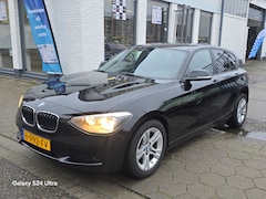 BMW 1-serie - 116i High Executive*rijd perfect*navi*airco*velgen*apk*nette auto*inruil mog