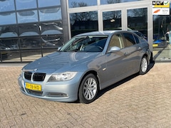 BMW 3-serie - 318i High Executive, clima, Nieuwe APK