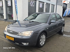 Ford Mondeo - 1.8-16V Futura*rijd rem schakel perfcet*nap*apk*airco*inruil mog