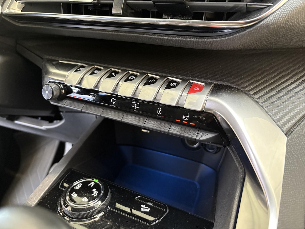 Peugeot 3008 - 1.2 PureTech Allure Pack Business 1.2 PureTech Allure Pack Business