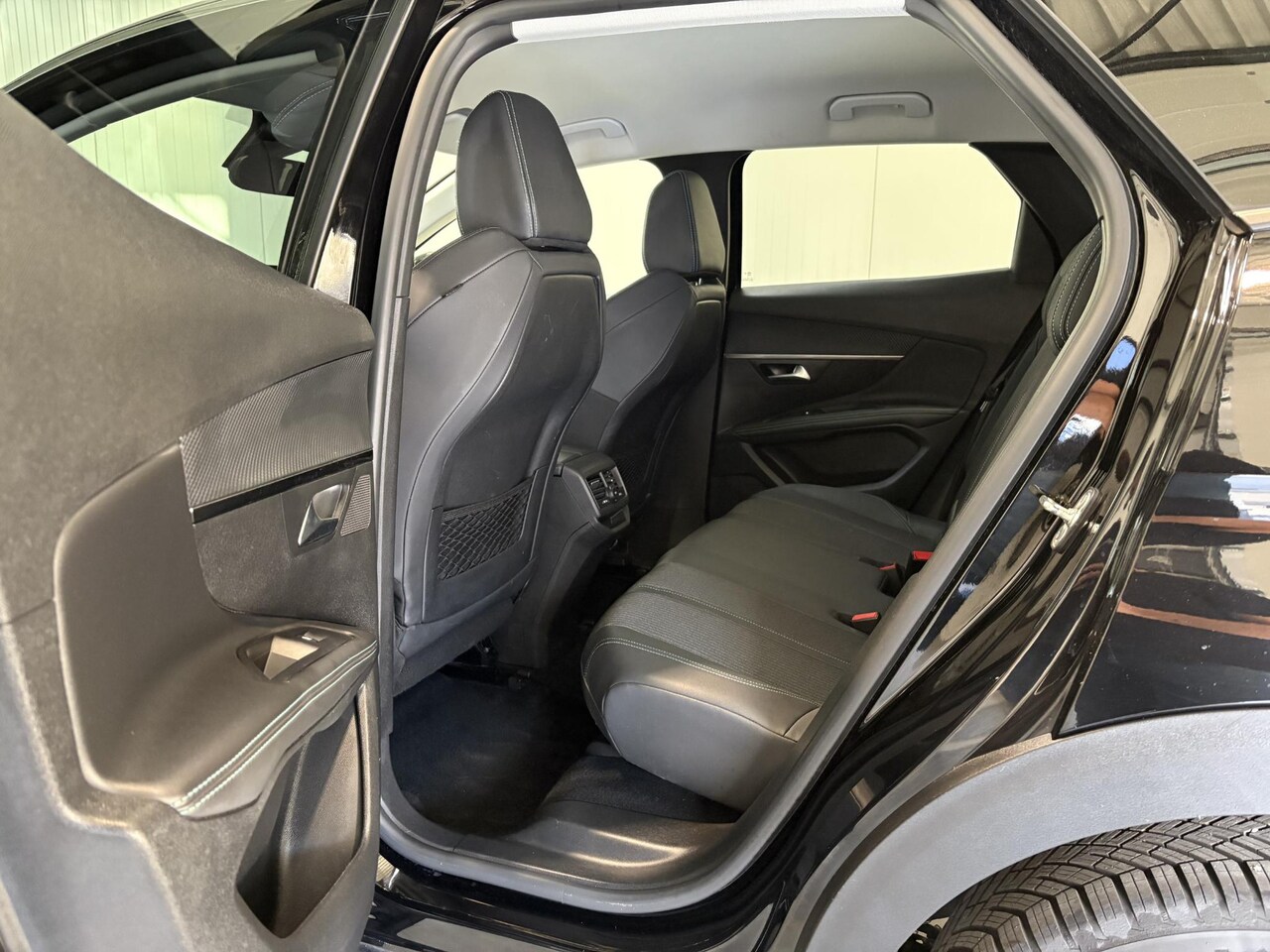 Peugeot 3008 - 1.2 PureTech Allure Pack Business 1.2 PureTech Allure Pack Business