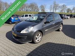 Renault Clio - 1.6-16V Dynamique