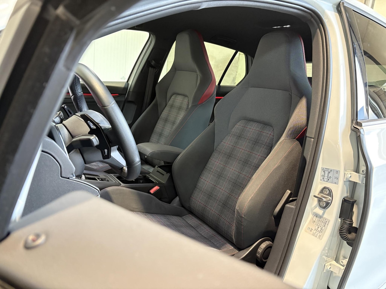 Volkswagen Golf - 2.0 TSI GTI | REMUS | MAXTON DESIGN