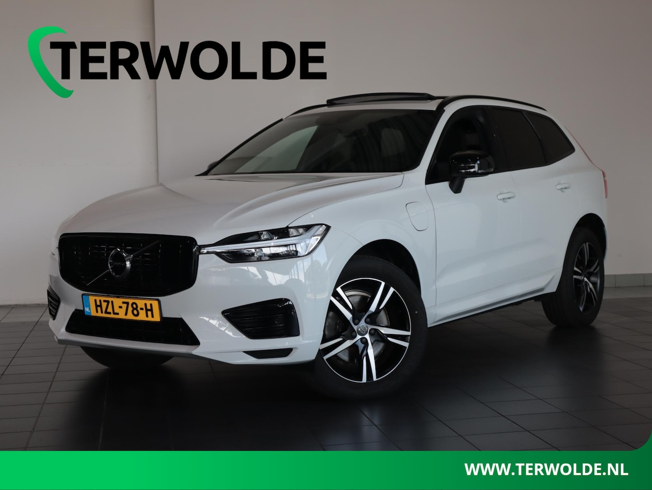 Volvo XC60 - 2.0 Recharge T8 AWD R-Design | Harman Kardon | Stoel- & stuurverw. | Panoramadak | - AutoWereld.nl