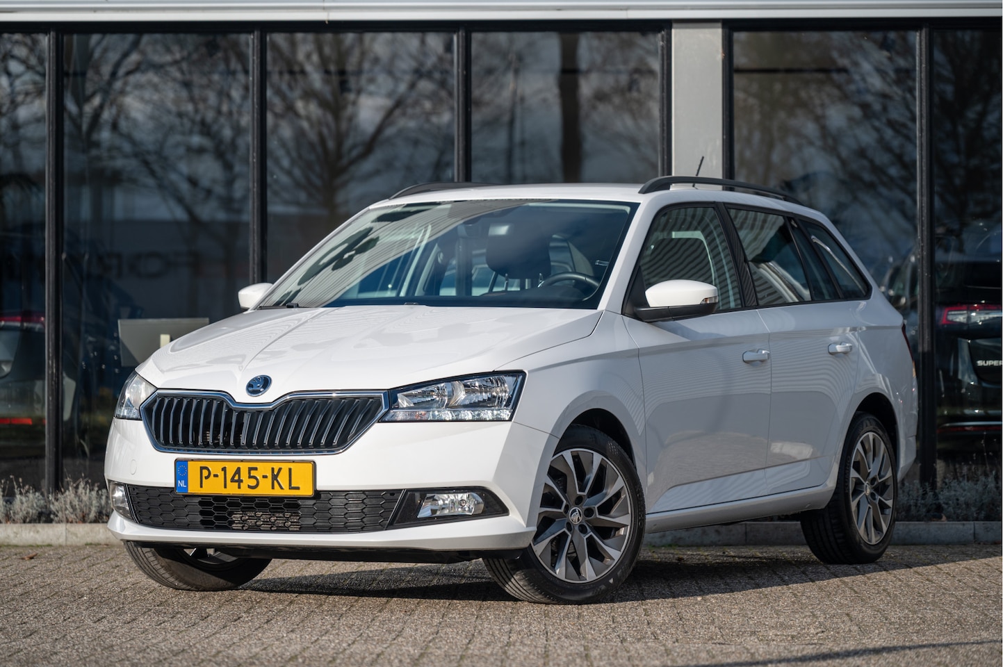 Skoda Fabia Combi - 1.0 TSI Business Edition | Trekhaak | Navi by App | Cruise | Airco | winterset optioneel - AutoWereld.nl