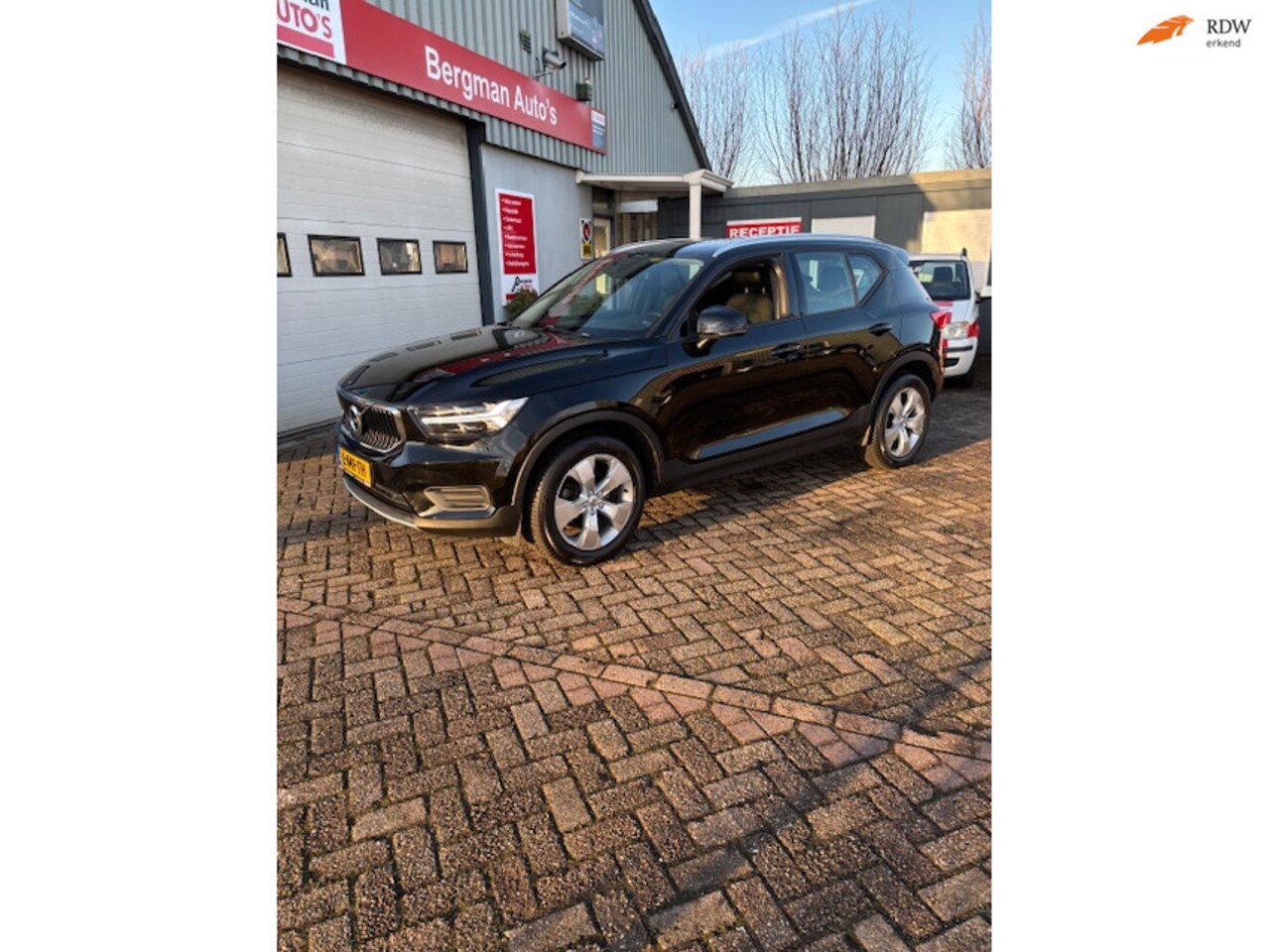 Volvo XC40 - 1.5 T3 Momentum 1.5 T3 Momentum - AutoWereld.nl