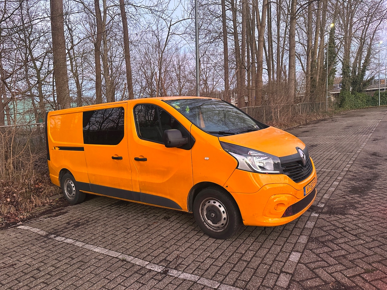 Renault Trafic - 1.6 dCi T29 L2H1 6 pers Dubbel Cabine Koppeling Defect - AutoWereld.nl