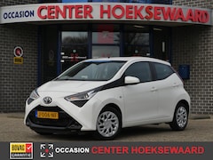 Toyota Aygo - 1.0 VVT-i x-play | Automaat | Camera | Carplay |