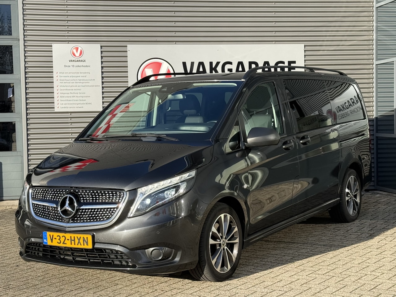 Mercedes-Benz Vito - 119 CDI Lang DC Comfort AUTOMAAT DUBBELE SCHUIFDEUR,TREKHAAK - AutoWereld.nl