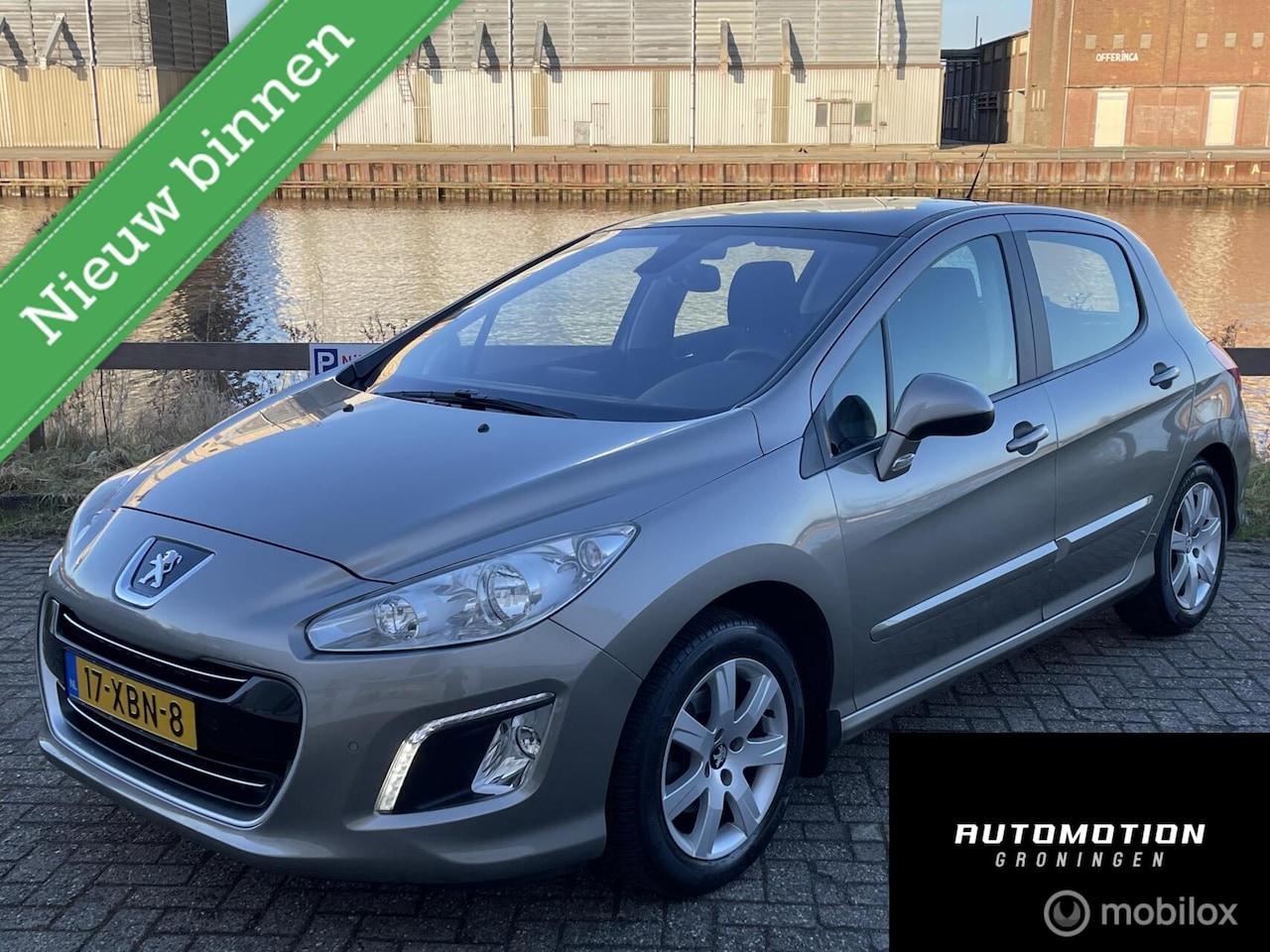 Peugeot 308 - 1.6 VTi Active Aut Glazen dak Climate Cruise PDC Trekh. - AutoWereld.nl