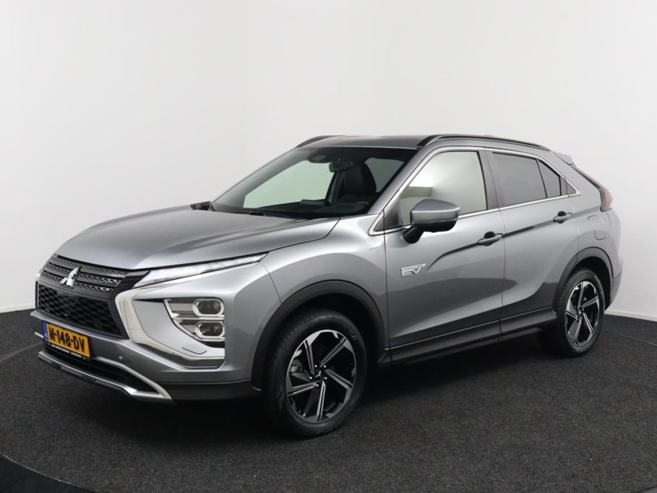 Mitsubishi Eclipse Cross - 2.4 PHEV First Edition Trekhaak! Rijklaarprijs! - AutoWereld.nl