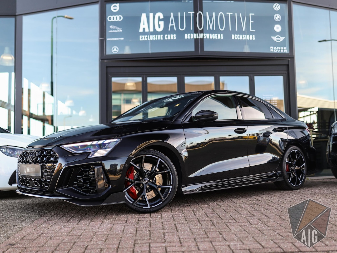 Audi RS3 - Limousine 2.5 TFSI A3 quattro | CT Carbon | RS-Dynamic | Matrix | Keyless | B&O | Leder | - AutoWereld.nl