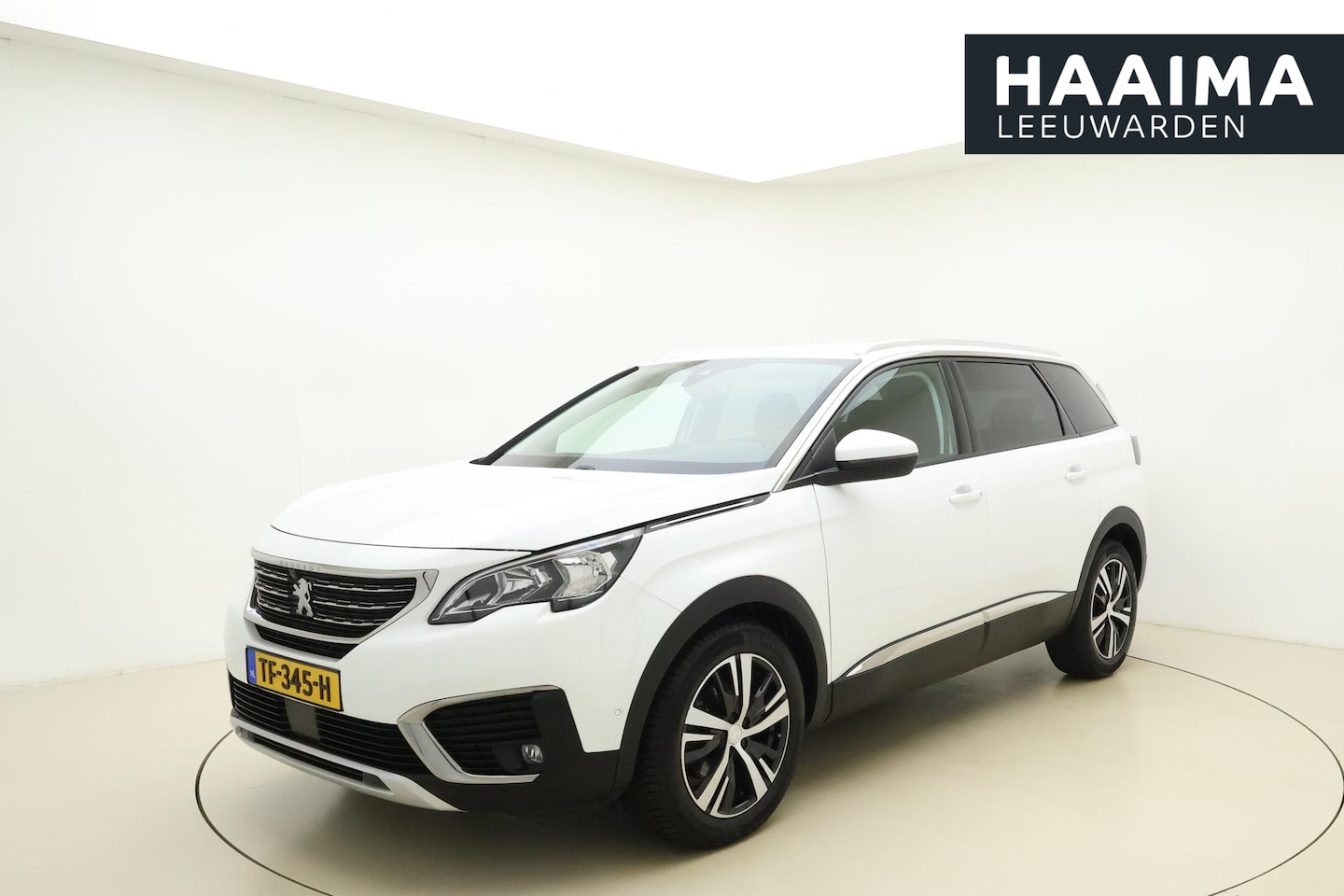 Peugeot 5008 - 1.2 PureTech Allure 130 PK | Automaat | Trekhaak | Parkeersensor | 7-Zits | Camera | Navig - AutoWereld.nl