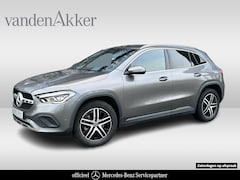 Mercedes-Benz GLA-Klasse - 250e Luxury Plugin Hybride 250e Luxury // Trekhaak // Carplay // Camera // Sfeerverlichtin