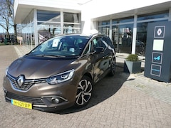 Renault Grand Scénic - BOSE 1.3 TCe 140 EDC/AUTO, PANORAMA DAK/ HEAD-UP DISPLAY/ PARK ASSIST V+A INCL. CAMERA + A