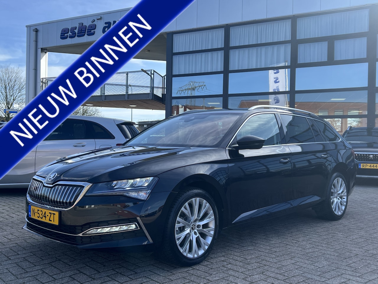 Skoda Superb Combi - 1.4 TSI iV 218 pk Business Edition Plus Navigatie Trekhaak Camera Carplay Elek Stoel Stoel - AutoWereld.nl