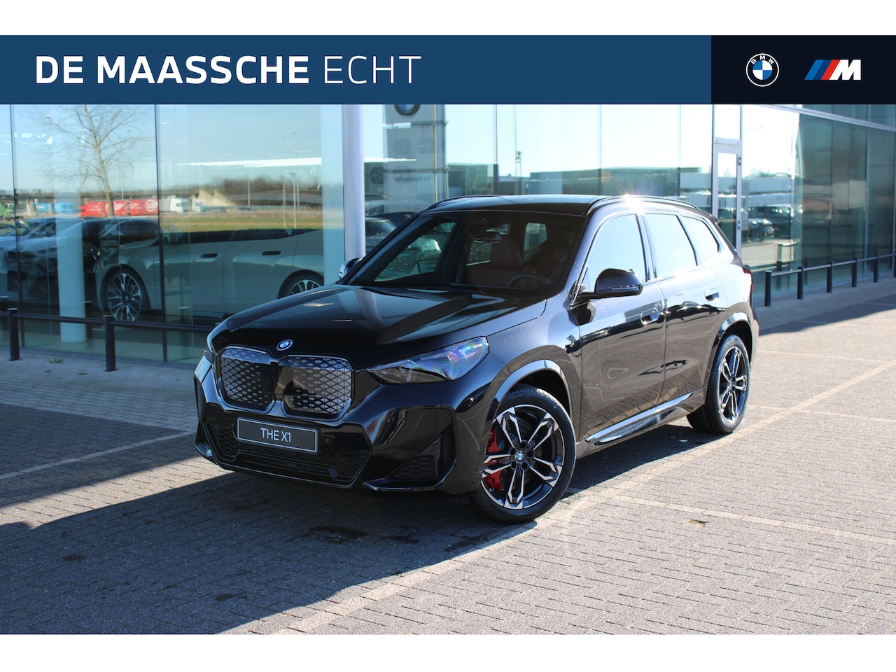 BMW iX1 - eDrive20 M Sport / Sportstoelen / Achteruitrijcamera / M Adaptief onderstel / Comfort Acce - AutoWereld.nl