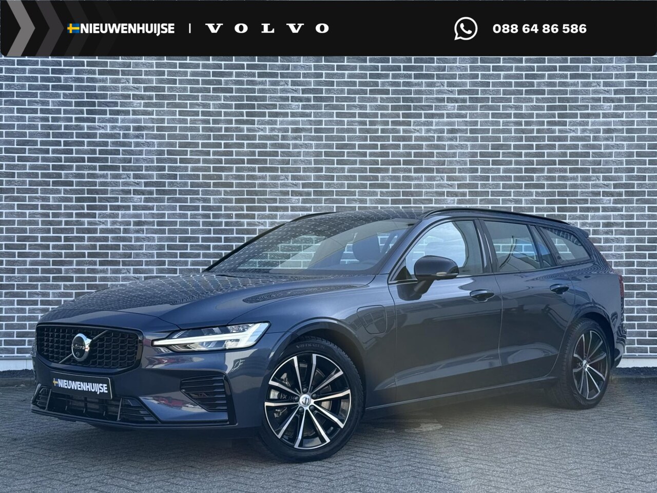 Volvo V60 - 2.0 T6 Plug-in hybrid AWD Plus Dark | PHEV | 360 Graden Camera | Trekhaak | Sportstoelen | - AutoWereld.nl