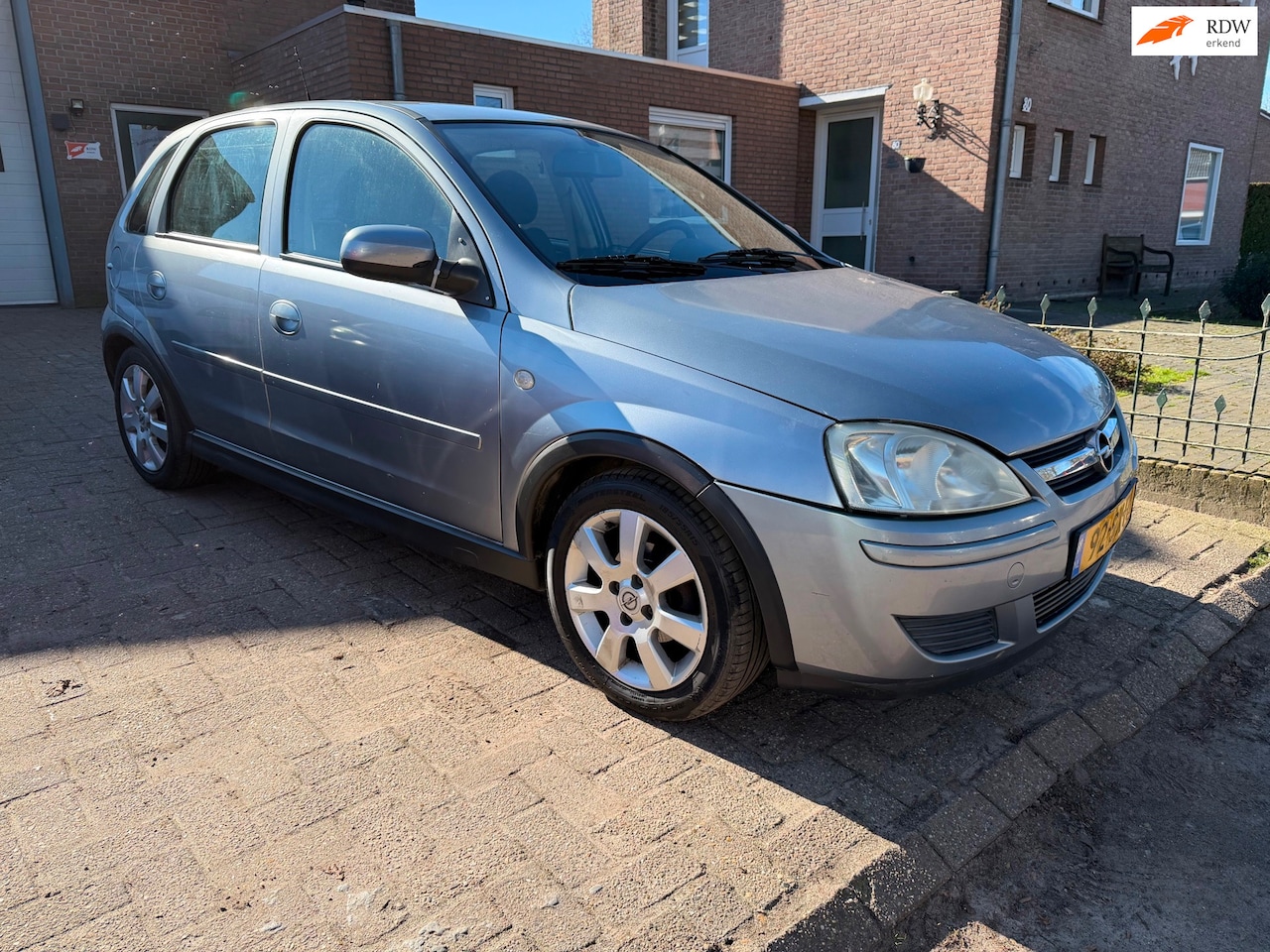 Opel Corsa - 1.2-16V Silverline 1.2-16V Silverline - AutoWereld.nl