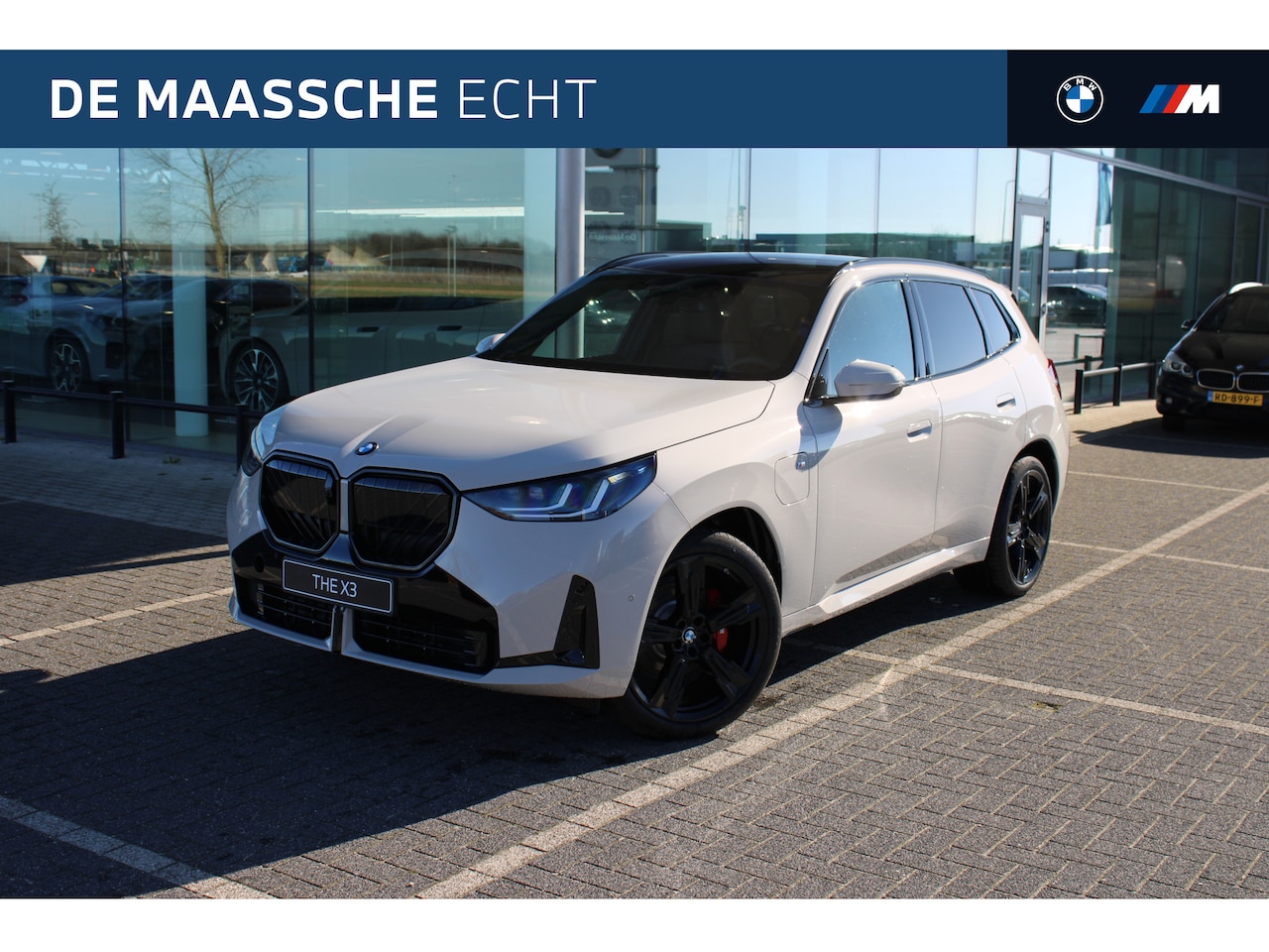 BMW X3 - 30e xDrive M Sport Automaat / Panoramadak / Trekhaak / Sportstoelen / Stoelventilatie / Co - AutoWereld.nl