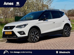 SEAT Arona - 1.0 TSI 110pk FR Business Intense | Navigatie | Achteruitrijcamera | Full-LED