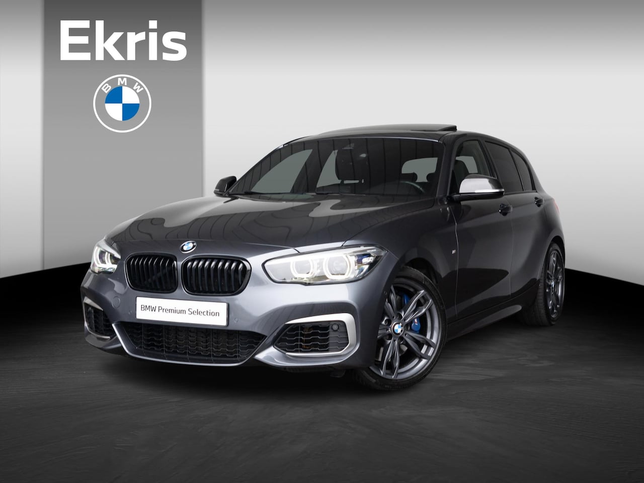 BMW 1-serie - M140i | High Executive | Akrapovič | Harman-Kardon | Stuurwielrand verwarmd | Achteruitrij - AutoWereld.nl