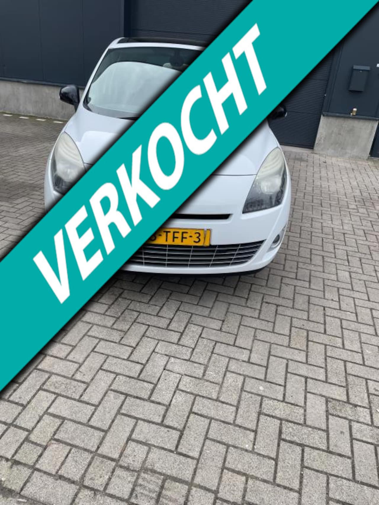 Renault Grand Scénic - 1.4 TCe Bose PANODAK HALF LEER INRUIL MOGELIJK - AutoWereld.nl