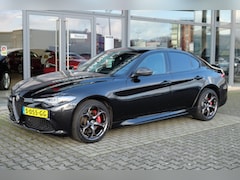 Alfa Romeo Giulia - 2.0 BZ 280pk MY21 Awd Veloce Ti