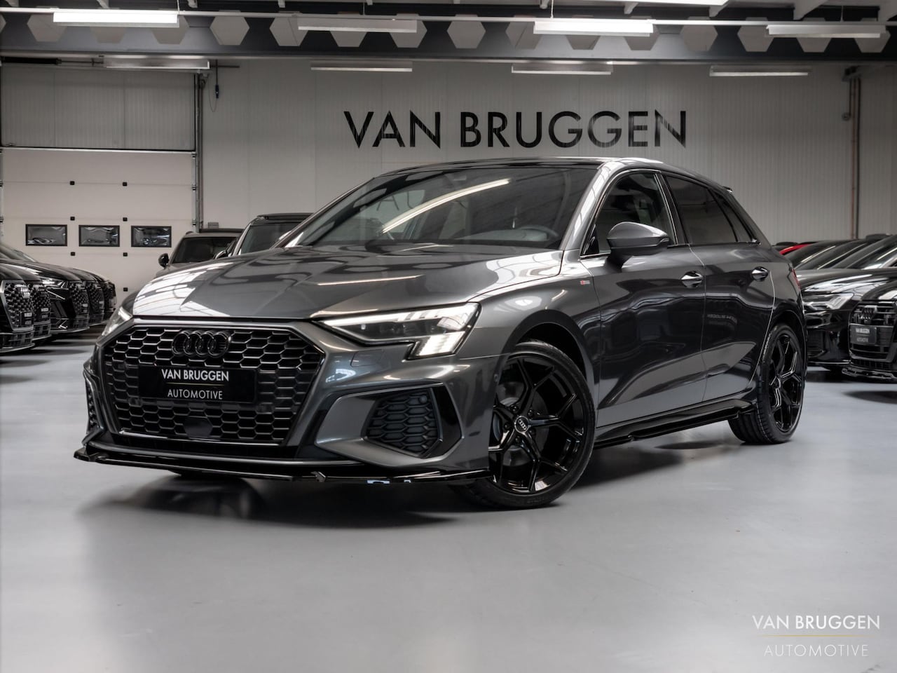 Audi A3 Sportback - 35 TFSI 3x S-Line Pano RS-Stoelen B&O Sfeer Matrix - AutoWereld.nl