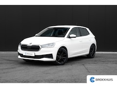 Skoda Fabia - 1.0 TSI Ambition Carplay | Cruise control | Led verlichting | Parkeersensoren achter
