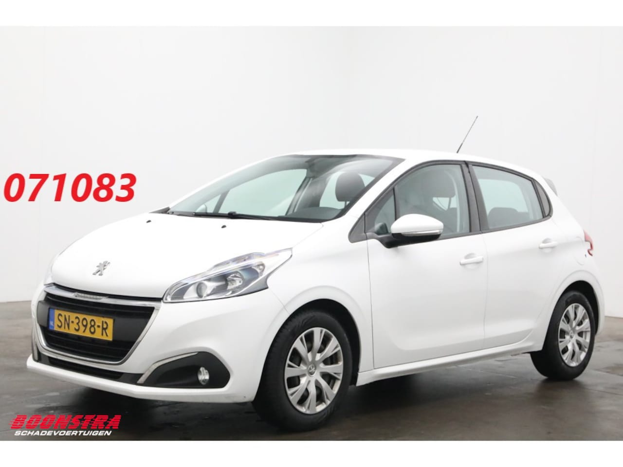 Peugeot 208 - 1.6 BlueHDi Blue Lease Navi Airco Cruise 172.500 km! - AutoWereld.nl