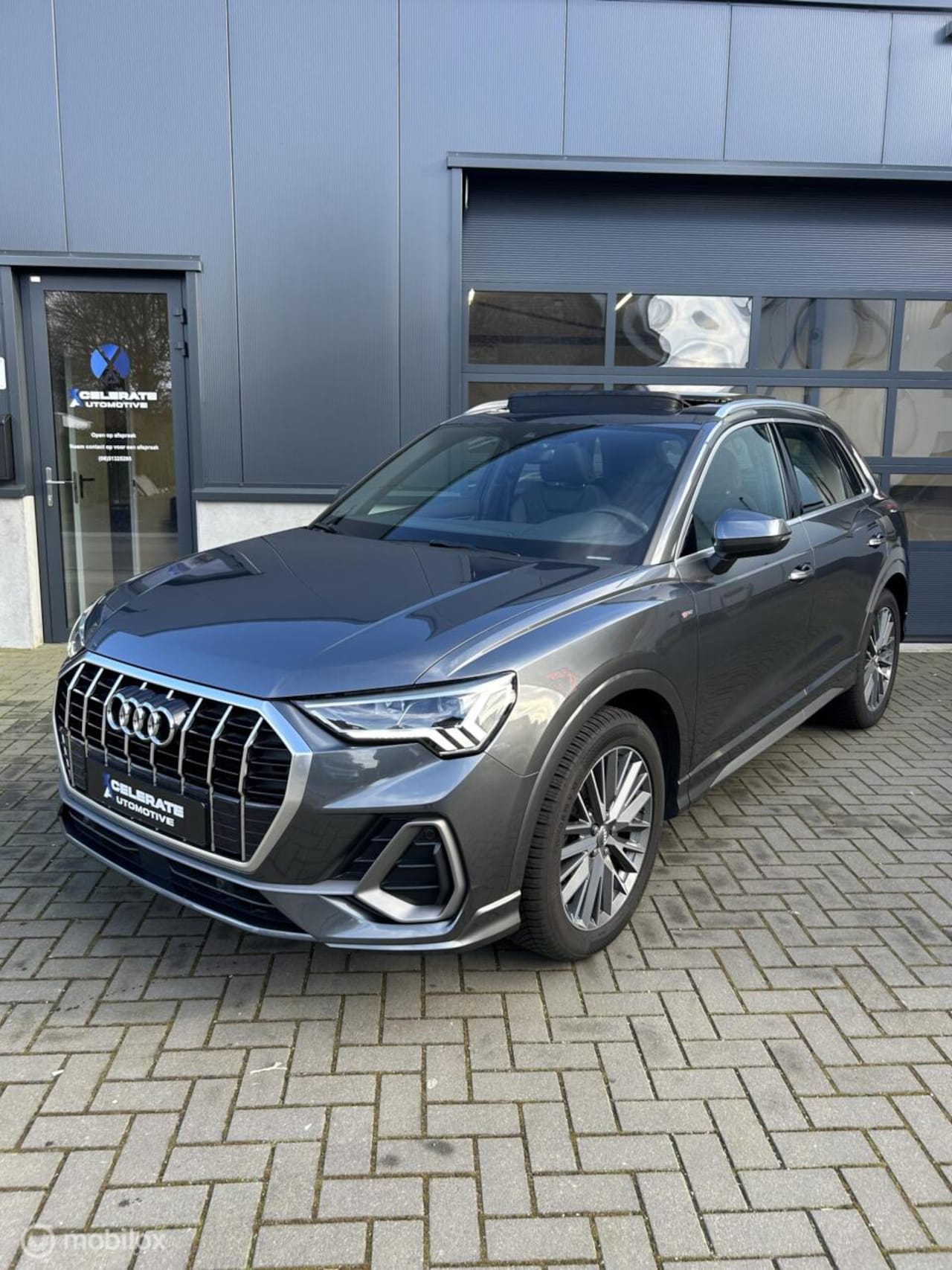 Audi Q3 - 150PK DSG 3xS-line PANO MATRIX 1e Eig. 53dkm VOL! - AutoWereld.nl