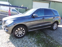 Mercedes-Benz ML-klasse - 350 BLUETEC 4MATIC VAN/GRIJS KENTEN motor defect Airco, Navigatie, Enz