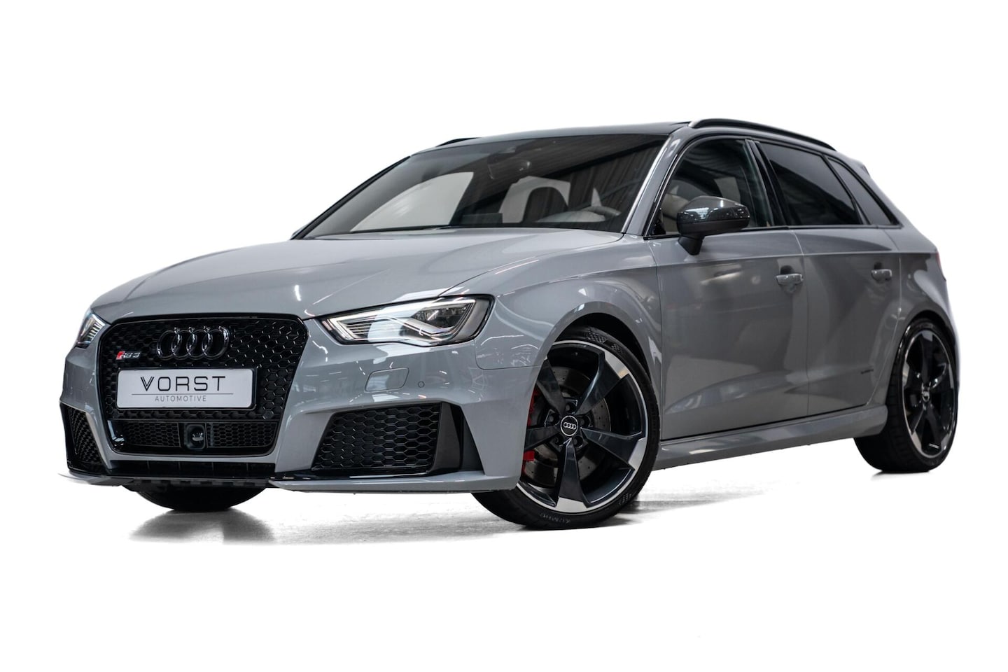 Audi RS3 - 2.5 TFSI quattro B&O Pano Leer Nardo ACC - AutoWereld.nl