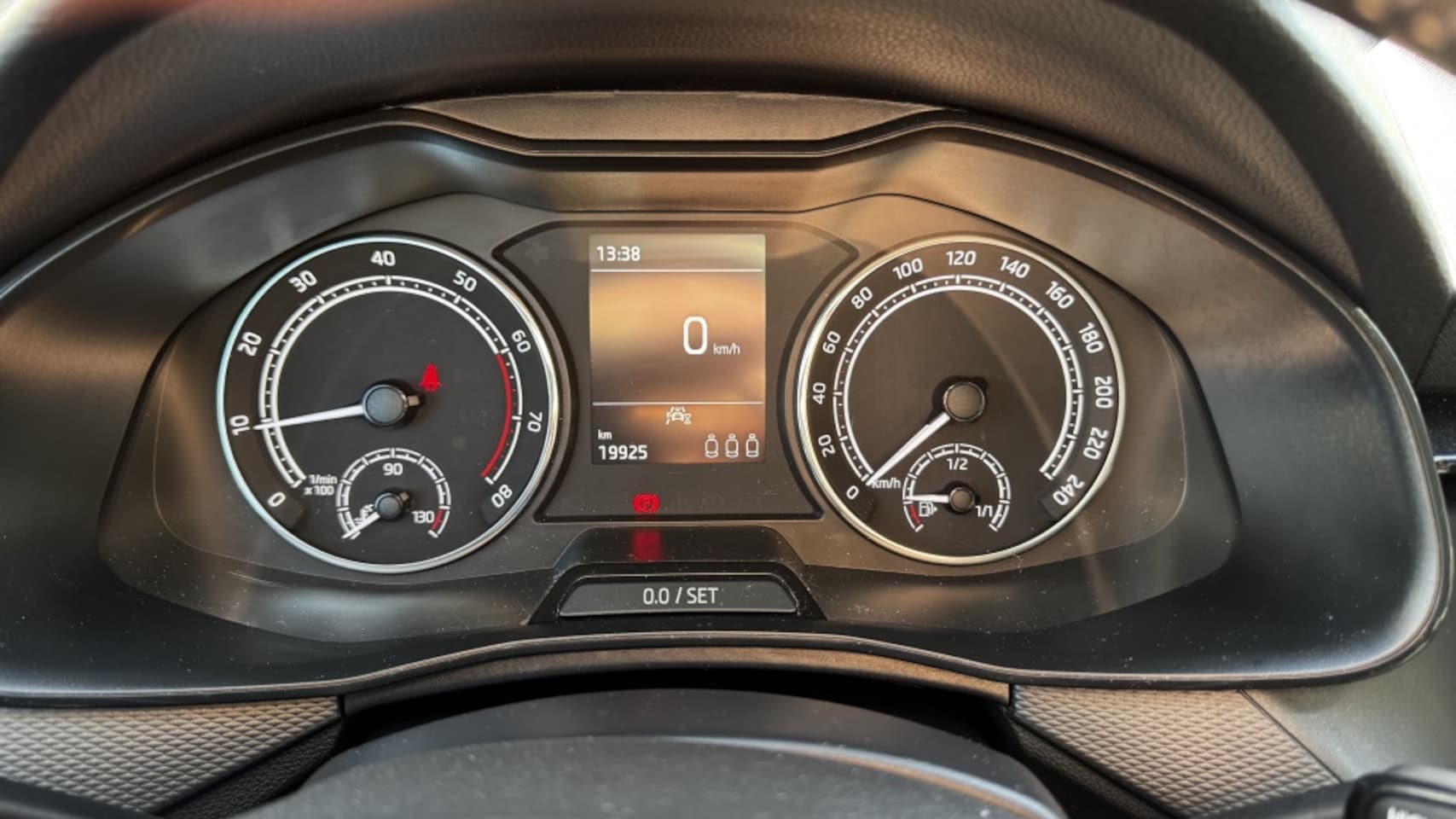 Skoda Kamiq - 1.0 TSI Business Edition | Camera | Cruise control | Carplay/And - AutoWereld.nl