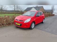 Hyundai i20 - 1.2i Business Edition BJ 2011