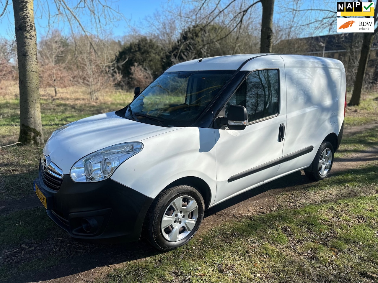 Opel Combo - 1.3 CDTi L1H1 Edition apk t/m 28-09-2026 - AutoWereld.nl