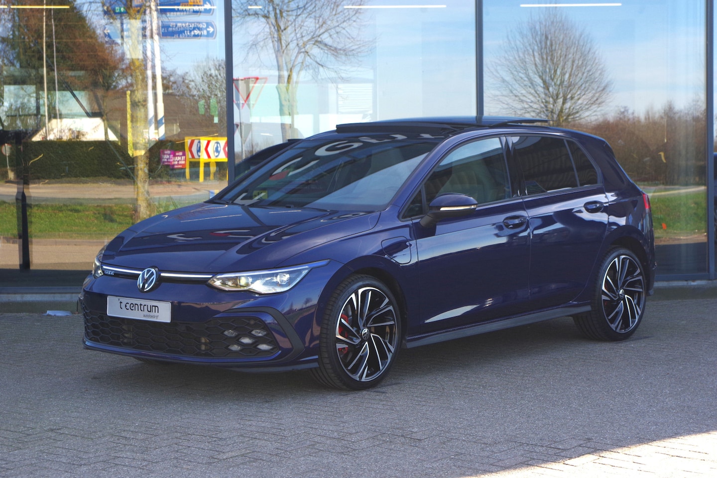 Volkswagen Golf - 1.4 eHybrid GTE 245 PK PHEV, Schuif Kanteldak, Leder, Trekhaak, Memory, Stoelkoeling -Verw - AutoWereld.nl