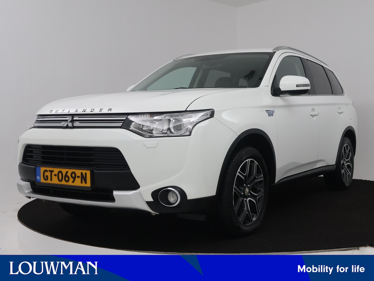 Mitsubishi Outlander - 2.0 PHEV Limited Edition X-Line 2.0 PHEV Limited Edition X-Line - AutoWereld.nl