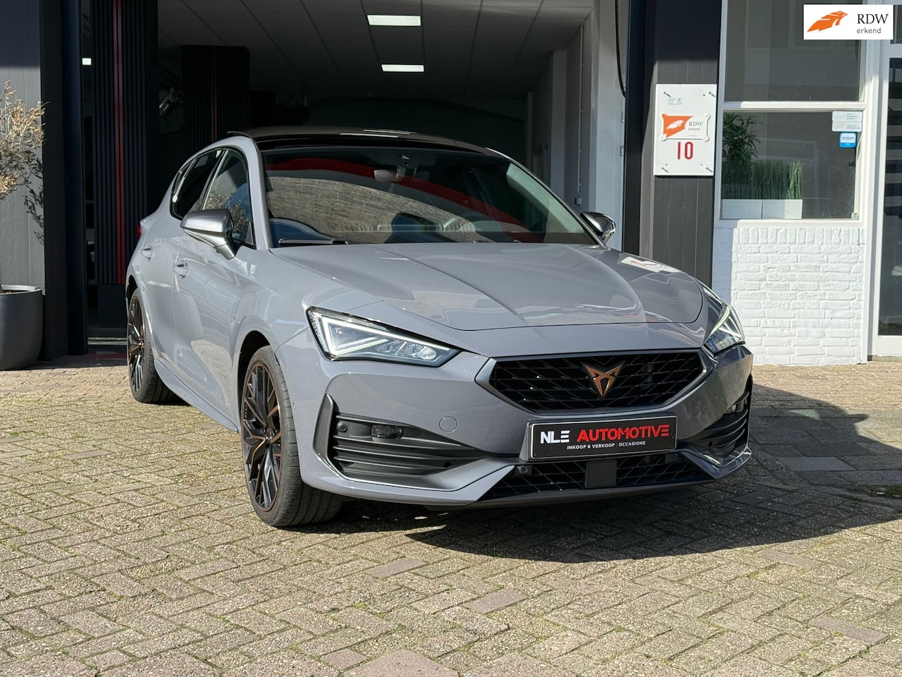 CUPRA Leon Sportstourer - 1.4 e-Hybrid VZ Copper Edition - AutoWereld.nl