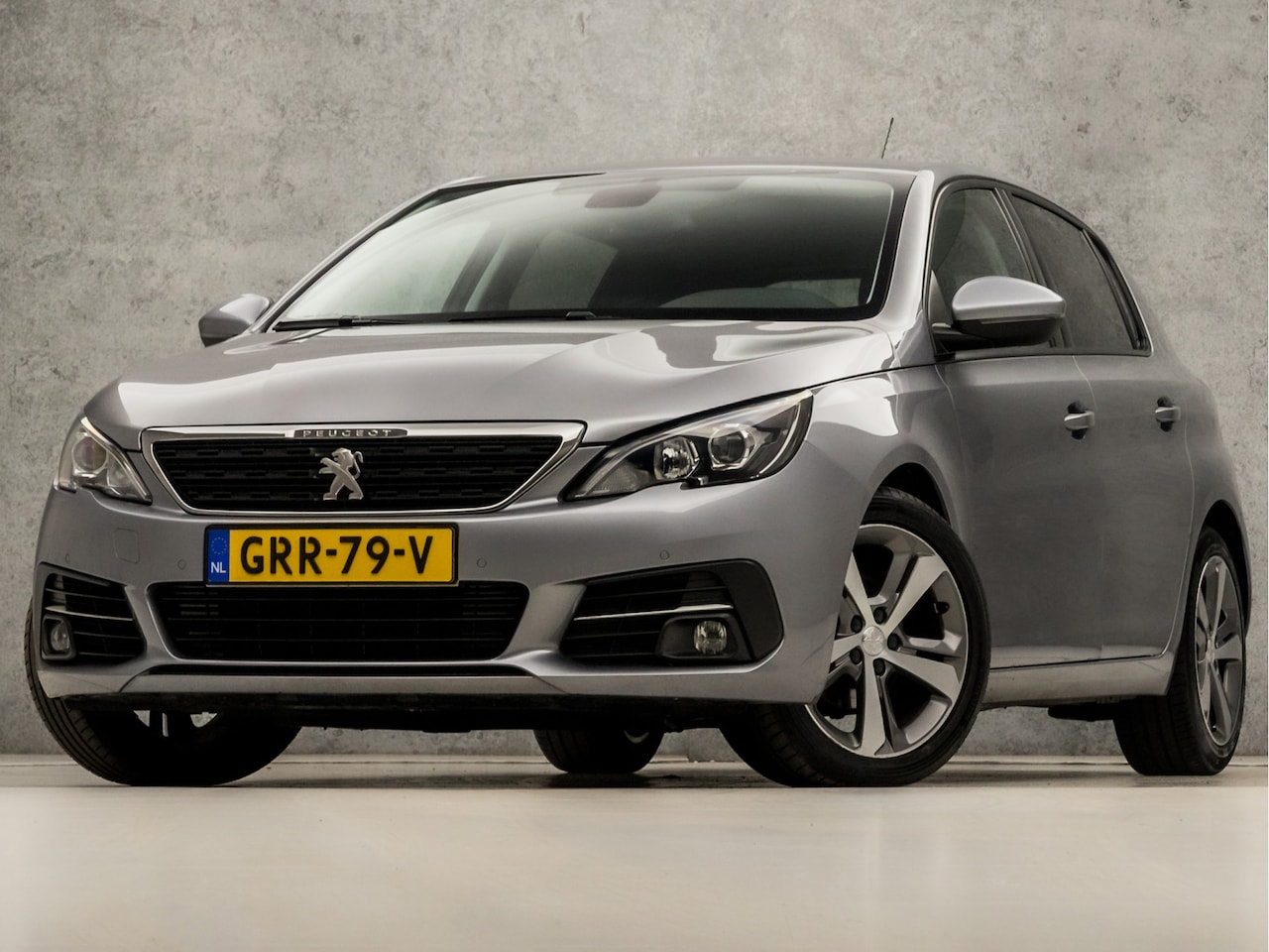Peugeot 308 - 1.2 PureTech Sport Pack Automaat 131Pk (APPLE CARPLAY, GROOT NAVI, GETINT GLAS, PARKEERSEN - AutoWereld.nl