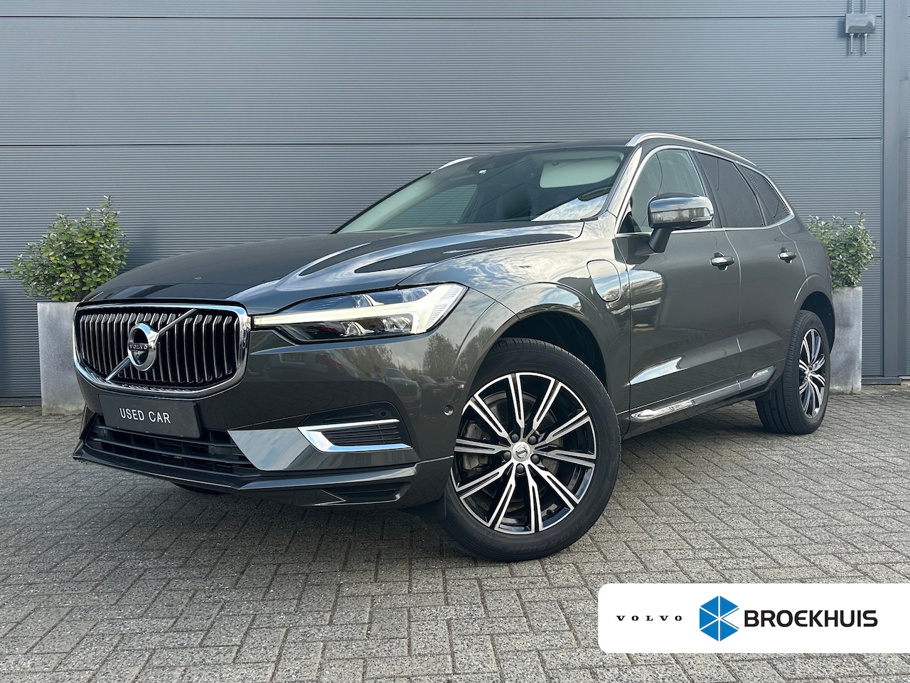 Volvo XC60 - 2.0 Recharge T8 AWD Inscription | Luchtvering | HU-Display | Bowers & Wilkins | Pilot Assi - AutoWereld.nl