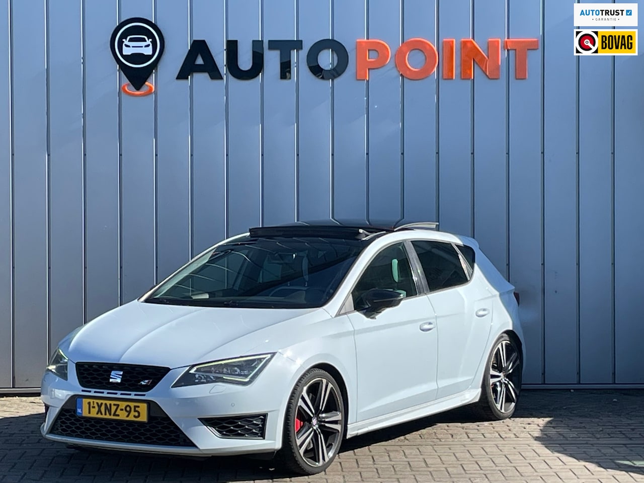 SEAT Leon - 2.0 TSI Cupra 280 DSG ORG NL|PANO|LEER|UITLAATKLEPSYSTEEM|STOELVRM|DUALCLIMATEZONE|BREMBOS - AutoWereld.nl