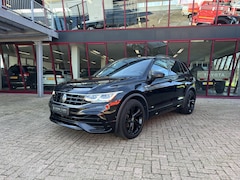 Volkswagen Tiguan - 1.5 TSI R-Line Business+ | Black Style | PDC | ACC | Trekhaak | Stoel/Stuurverw. | Navi |