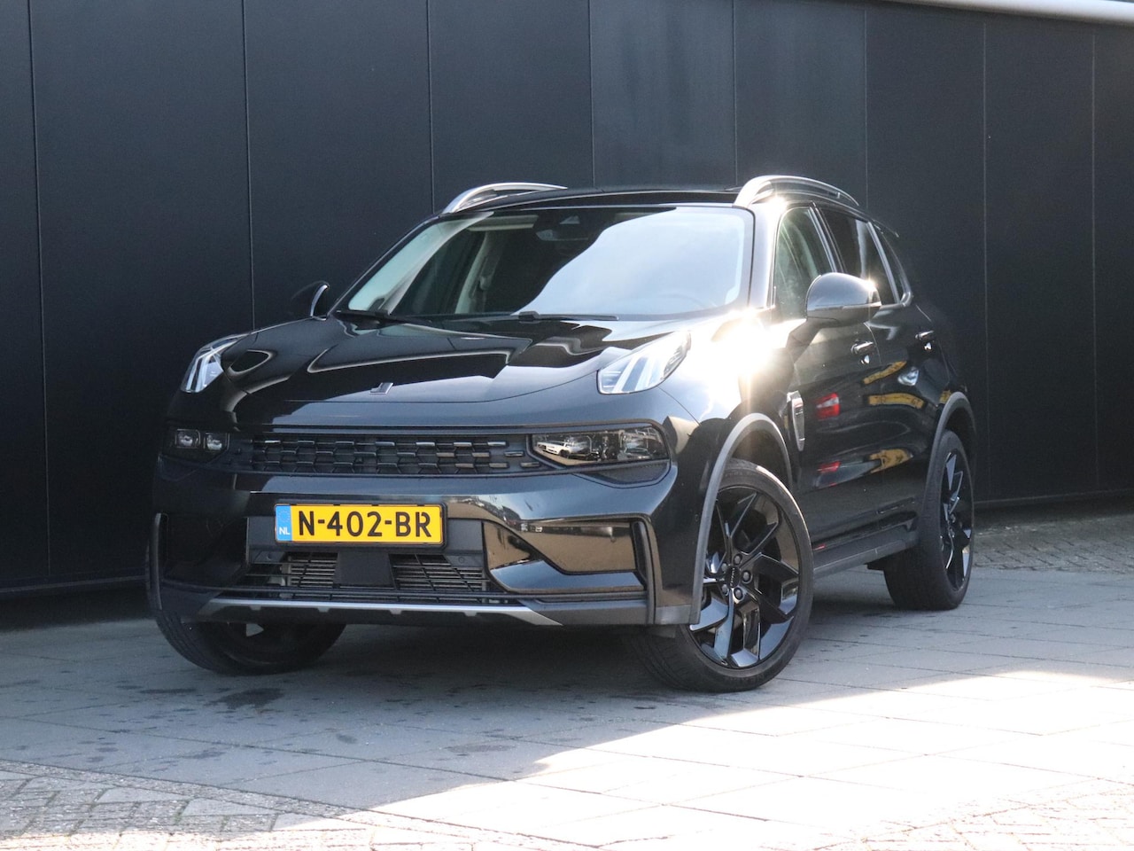 Lynk & Co 01 - 1.5 | PANO-DAK | MEMORY | CAMERA | INFINITY AUDIO | APPLE CARPLAY | CRUISE | NAVI | - AutoWereld.nl