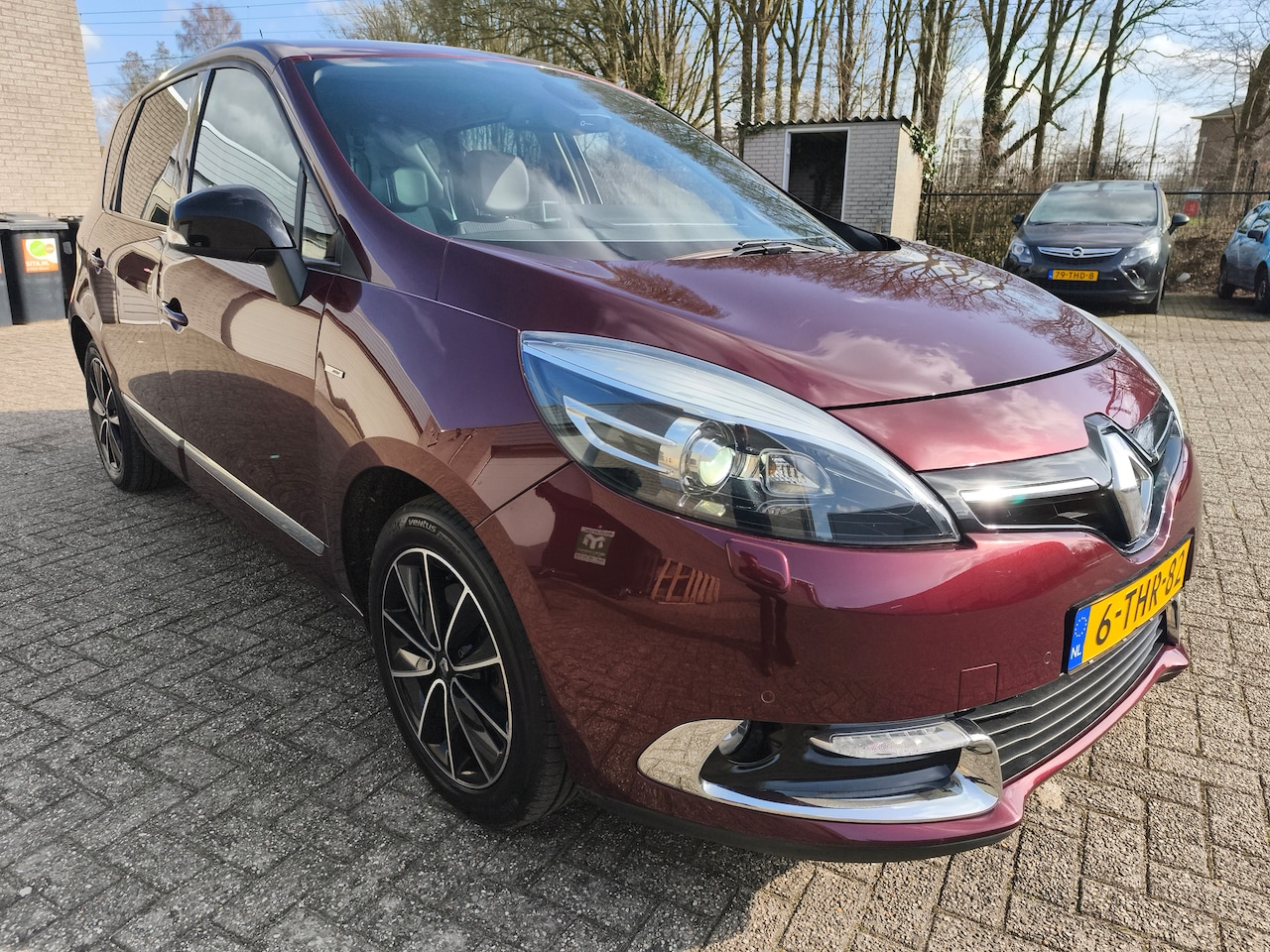 Renault Mégane Scénic - 1.2 TCe 130 Energy Bose - AutoWereld.nl